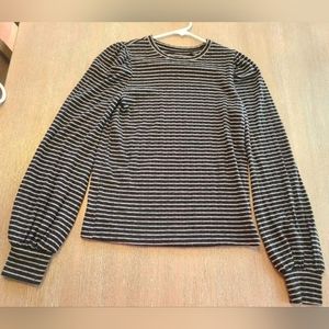 Women's size Small, SO brand, New without tags